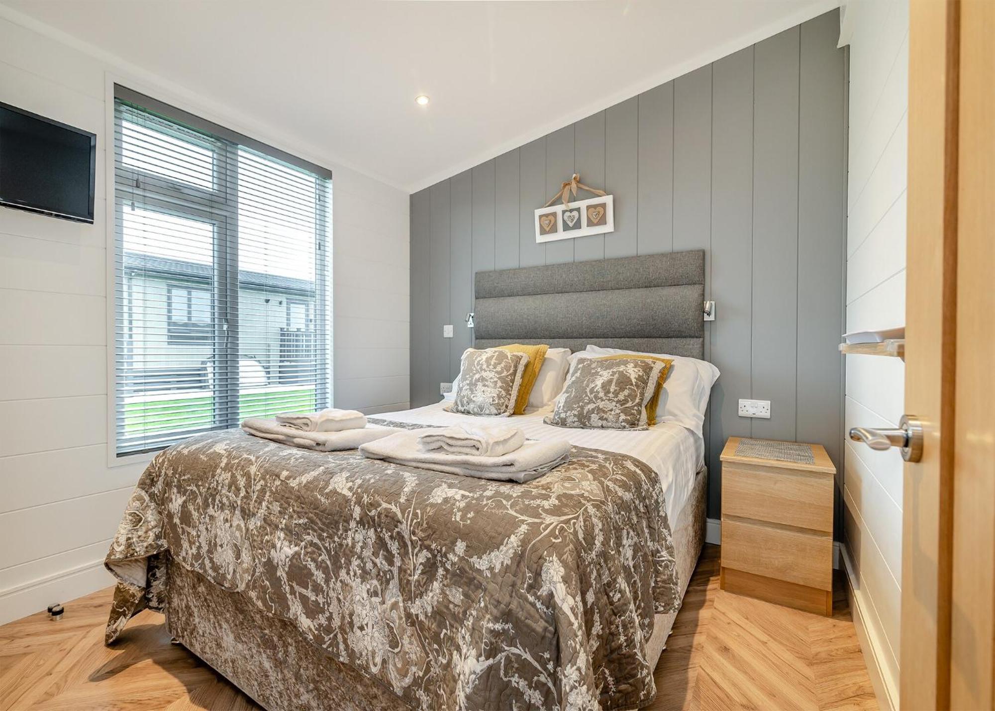 Midsomer Lodges Pilton Ruang foto