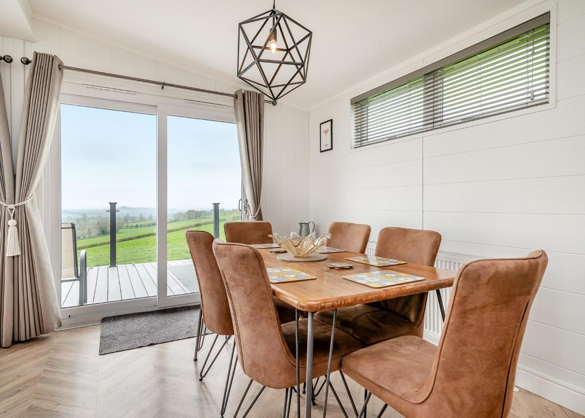 Midsomer Lodges Pilton Ruang foto