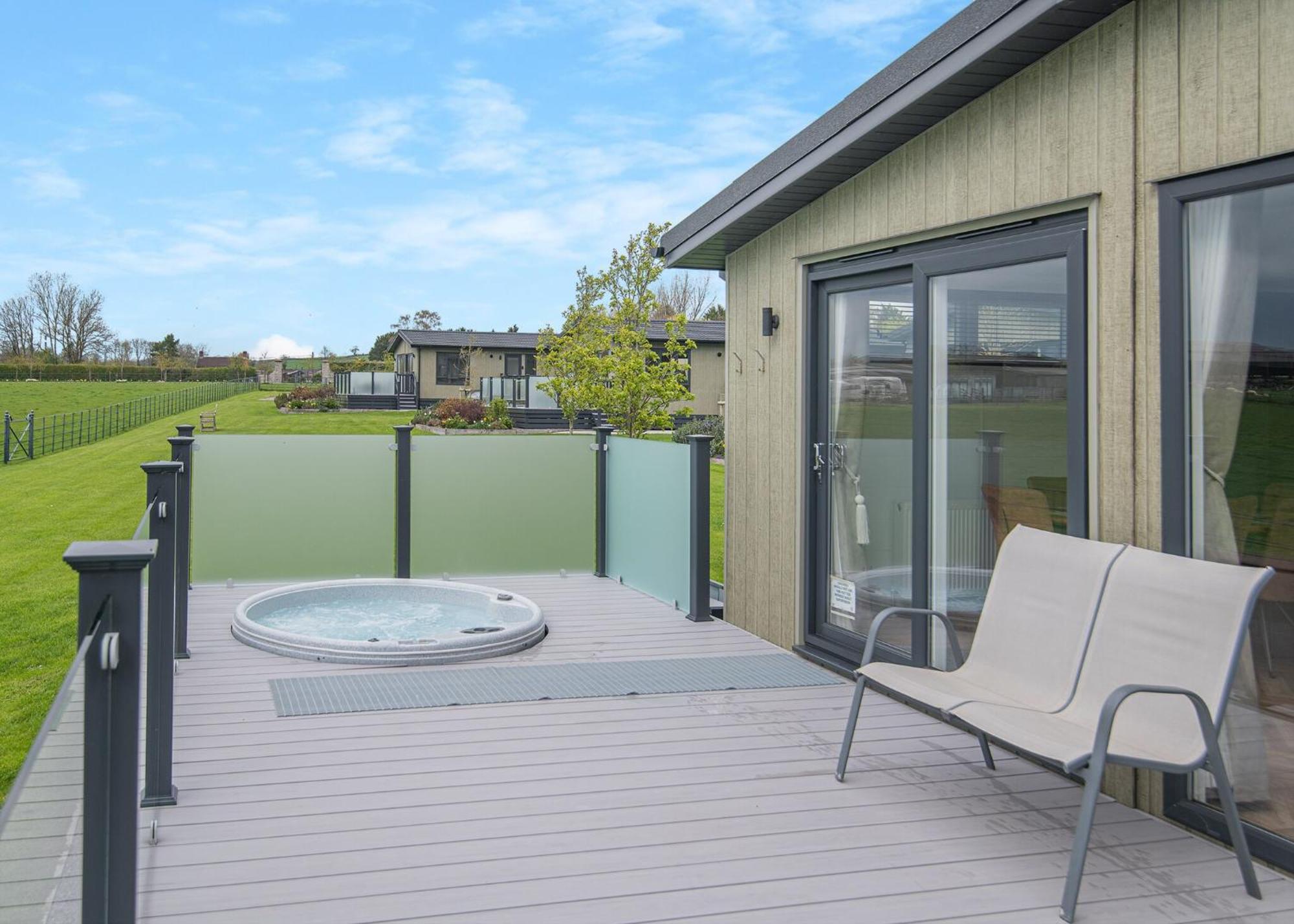 Midsomer Lodges Pilton Ruang foto