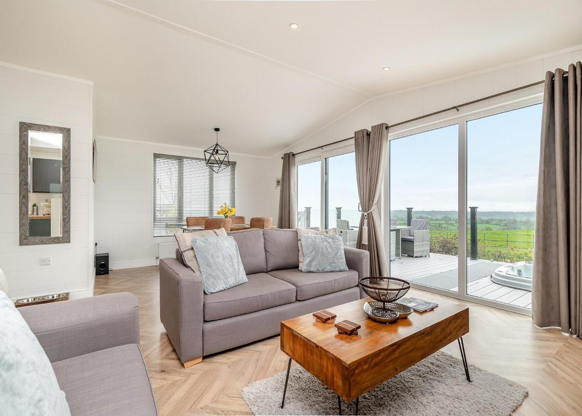 Midsomer Lodges Pilton Ruang foto