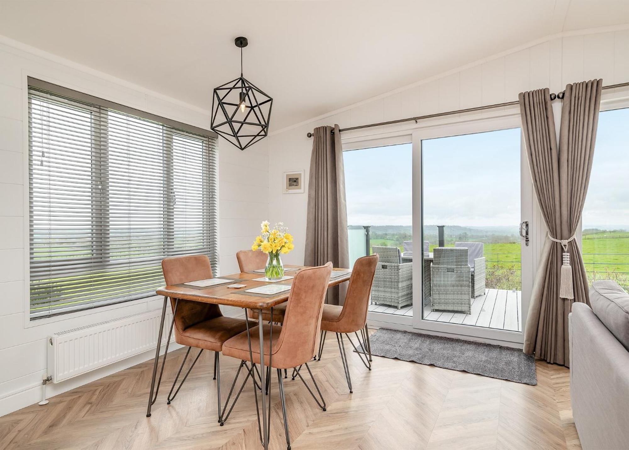 Midsomer Lodges Pilton Ruang foto