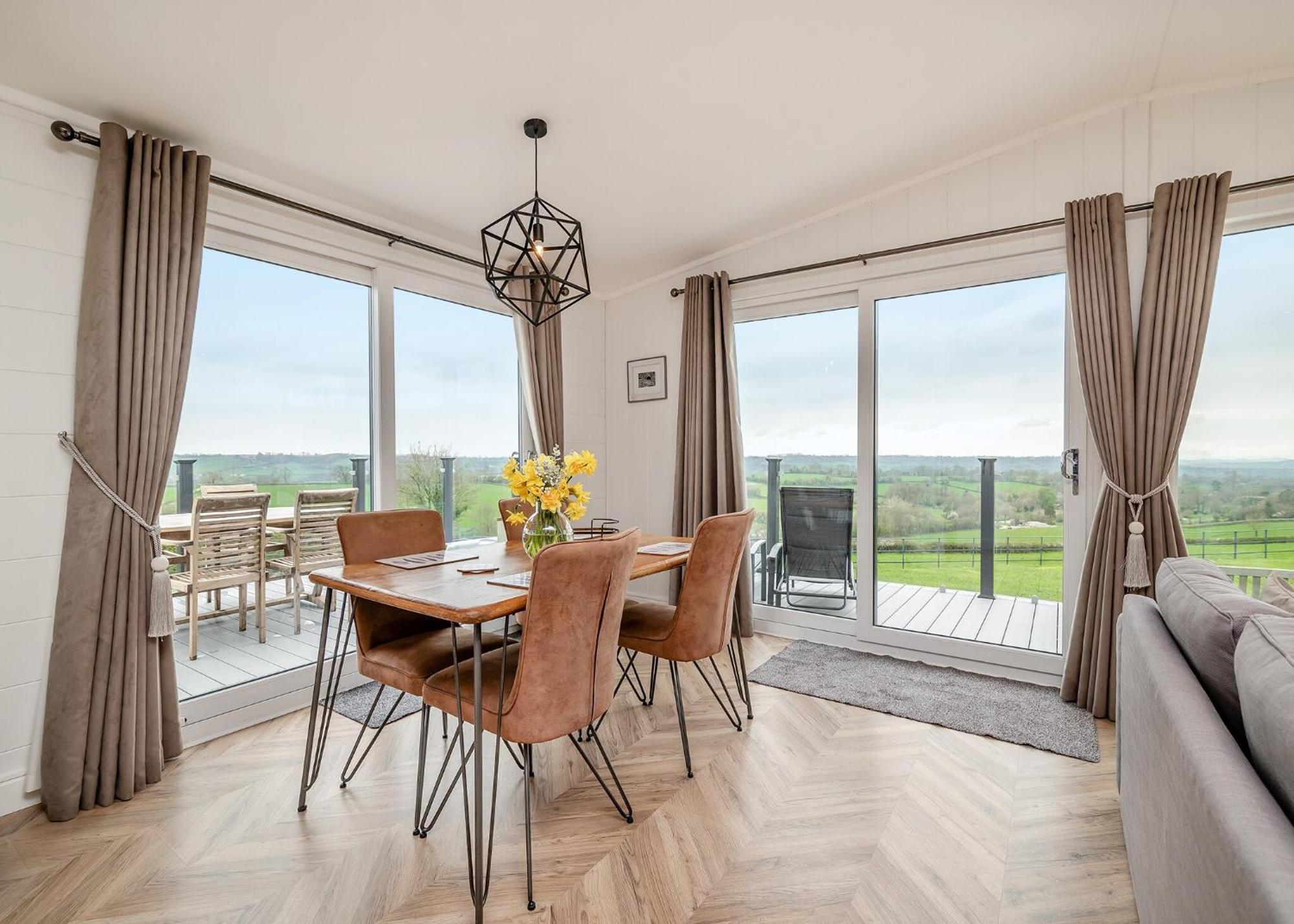 Midsomer Lodges Pilton Ruang foto