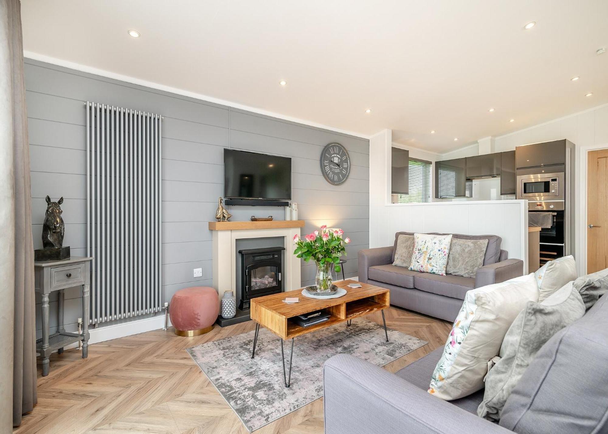 Midsomer Lodges Pilton Ruang foto
