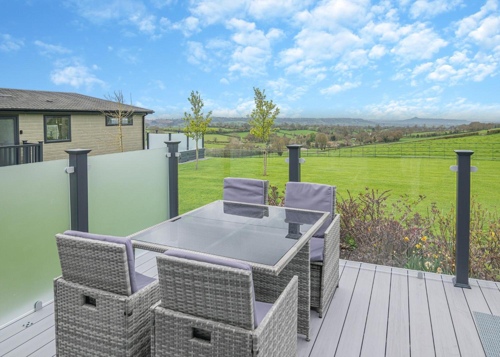 Midsomer Lodges Pilton Ruang foto